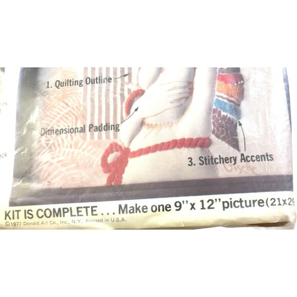 VINTAGE Belle Tra-Pun-To Quilted Pictures Kit W Crewel Stitchery 9"x12" Complete - Picture 6 of 7